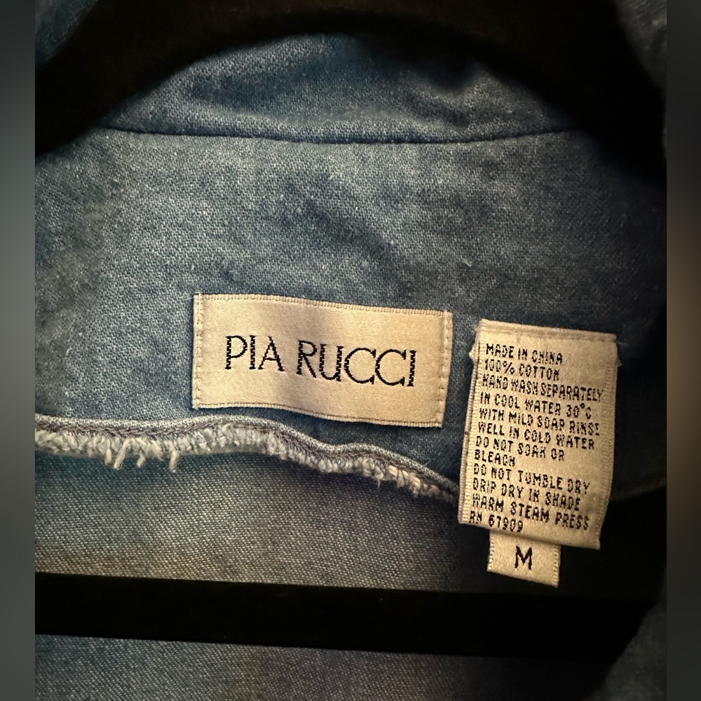 Pia Rucci Vintage Double Breasted Jean Jacket with Gold Buttons. Medium 40” Bust - Picture 3 of 3